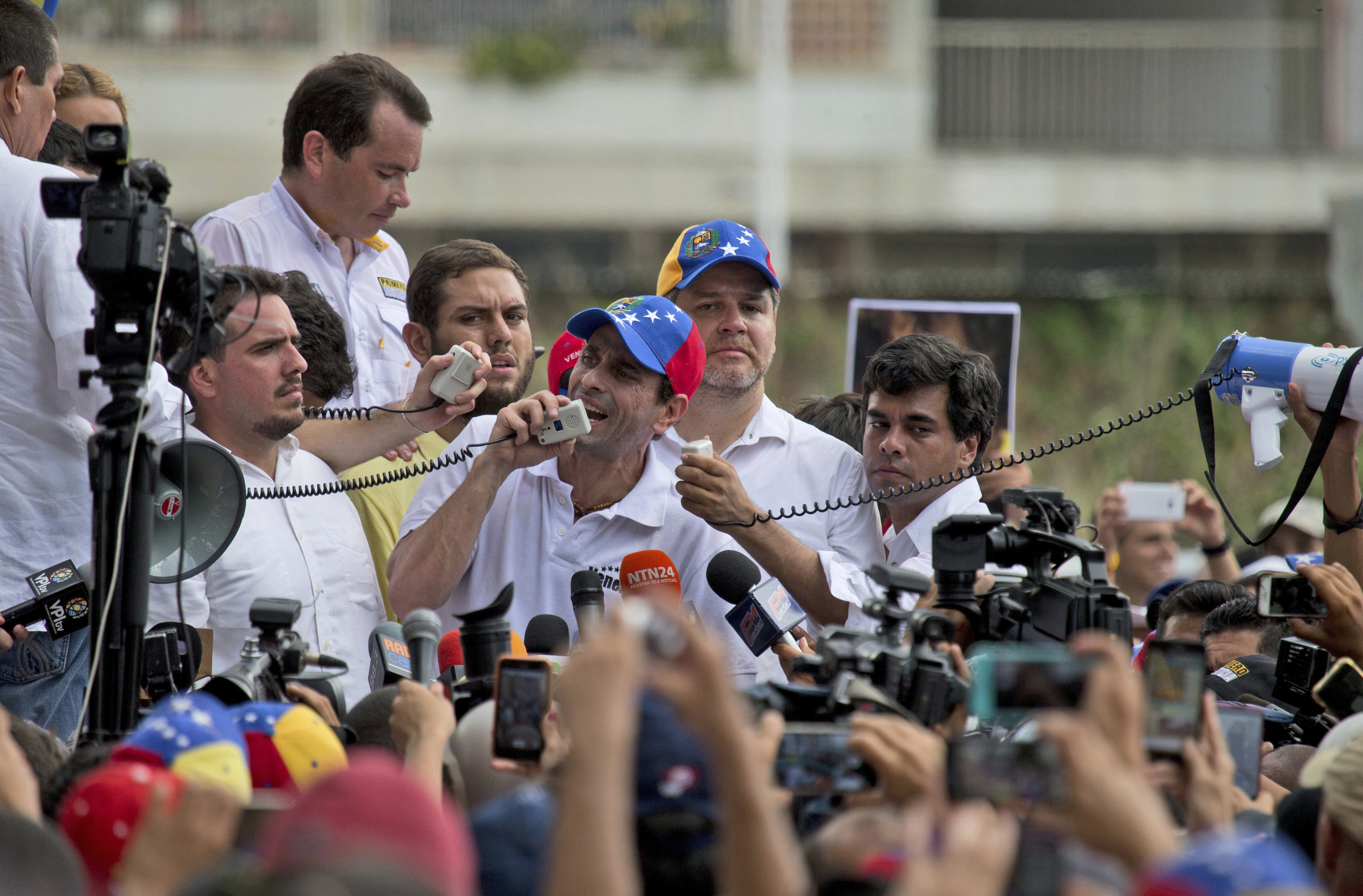 International Media Broadcast One-sided Portrayal Of Venezuela Violence ...