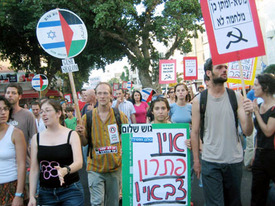 Israelis march for peace
