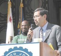 First in nation: Oakland OKs oil independence by 2020