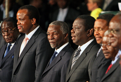 Zimbabwe welcomes power-sharing pact