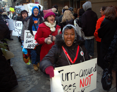 Rally calls for moratorium on school closings