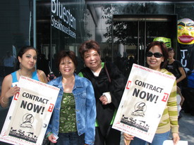 San Francisco hotel workers march for a new citywide pact