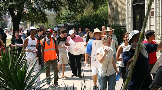 Fight for 15 marchers rally in “right-to-work” Texas