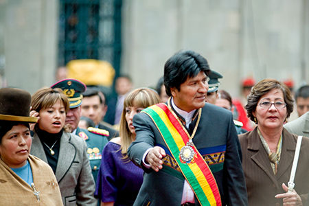 Bolivians vote to keep Morales