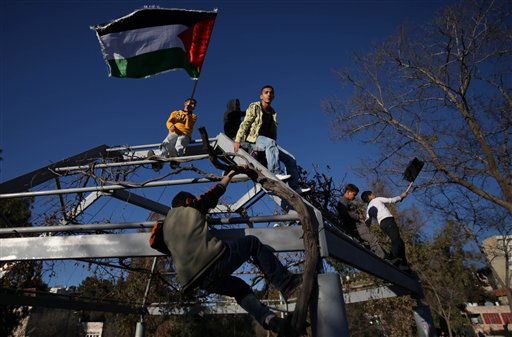 U.S. starts new drive for Israel-Palestine talks