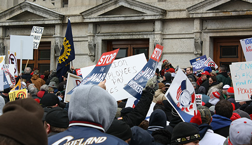 Thousands flood Ohio Capitol to defend union rights