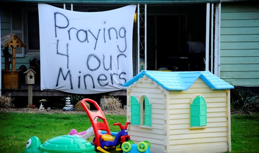 Mourners stage vigils for miners; Blankenship updates Twitter page