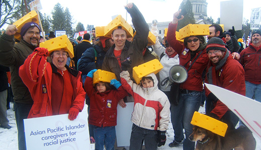 Cheesehead solidarity: 3,000 jam Wash. state capital