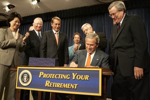 Task force confronts at-risk pensions for 10 million workers