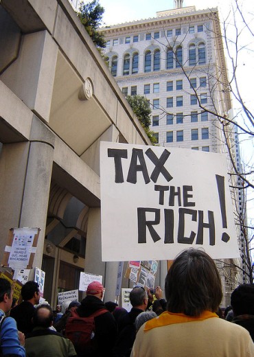 Right-wingers frenzied to save tax cuts for rich