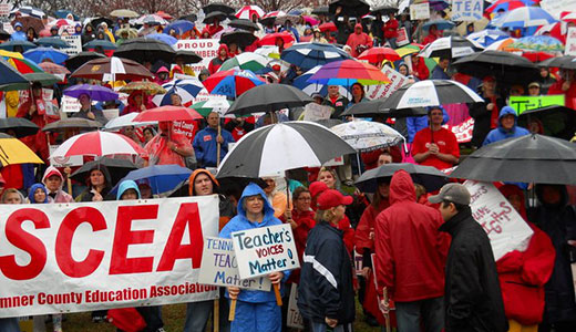 Thousands of Tennessee teachers rally against anti-labor bills