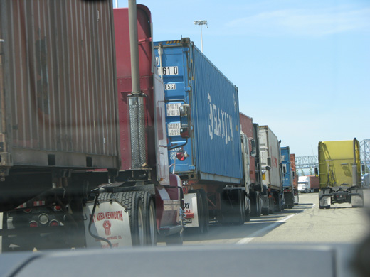 New report highlights port truck drivers’ plight