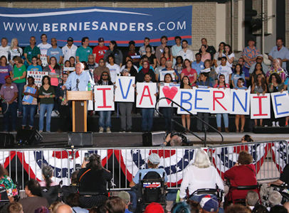 Bernie Sanders rally rocks Tucson