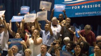 Bernie Sanders draws 11,000 in red state Arizona