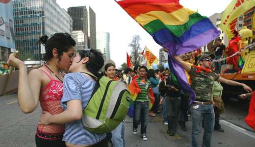 Anti-discrimination law protecting gays passes in Chile