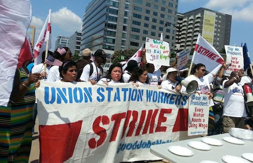 D.C. fast food workers strike, wage complaints reach White House