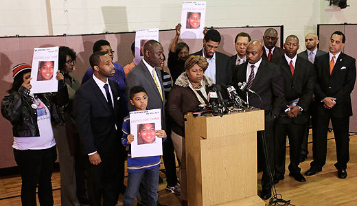 Tamir Rice’s family mourns after non-indictment of police officers