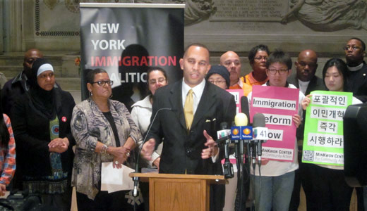 Immigration reform fight begins in earnest