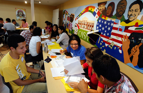 Obama to push citizenship for undocumented