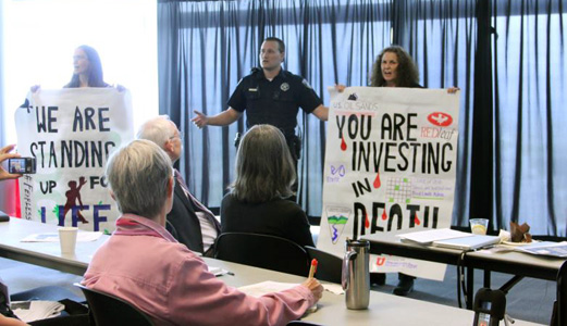 Students, community protest Utah tar sands conference