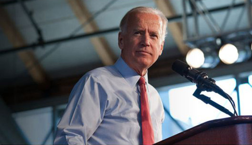 Biden takes side of “middle class” in debate