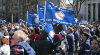Letter carriers rally for six day delivery