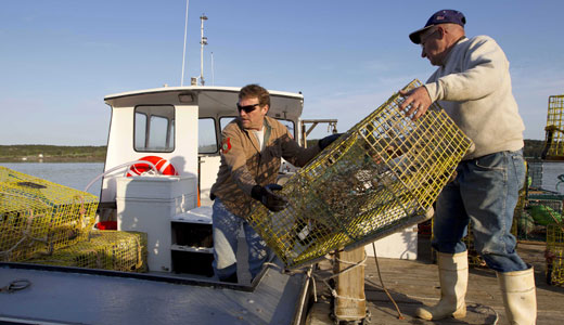 Maine lobstermen stop work
