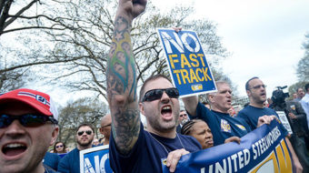 Unions and environmentalists descend on DC to oppose fast track