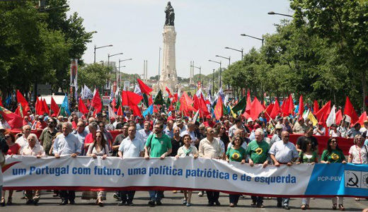 Massive anti-austerity march as Portugal prepares for national elections