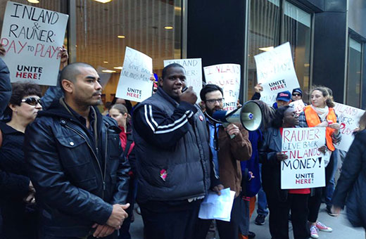 Chicago hotel workers to Bruce Rauner: Give back the money!