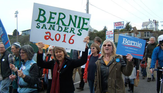 Wash. mill town workers march for Bernie