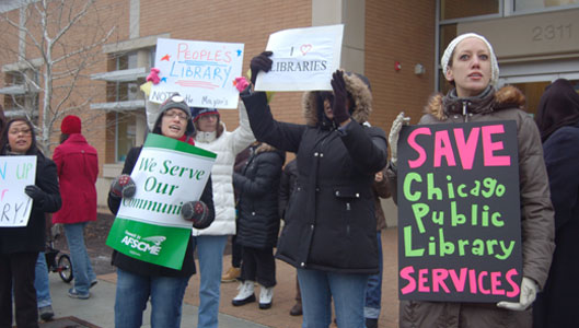 Chicagoans demand “people’s library hours”