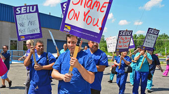 St. Paul laundry workers picket for fair contract