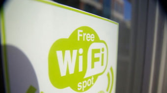Obama, FCC expanding public Wi-Fi