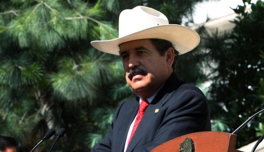 Deposed President Zelaya returns to Honduras