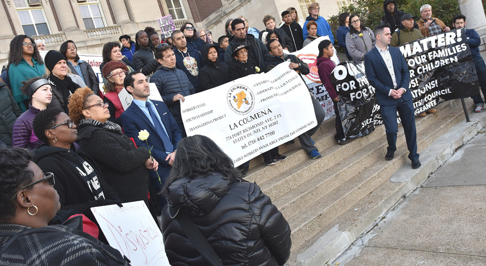 Staten Islanders protest Trump