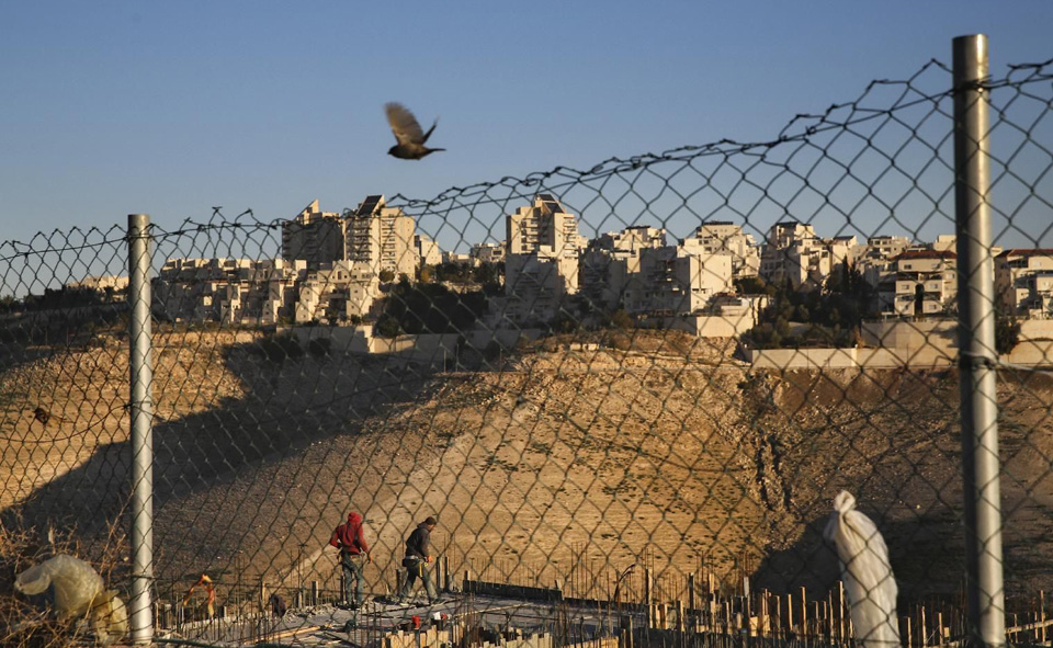 Israeli settlements continue as two-state solution slips away