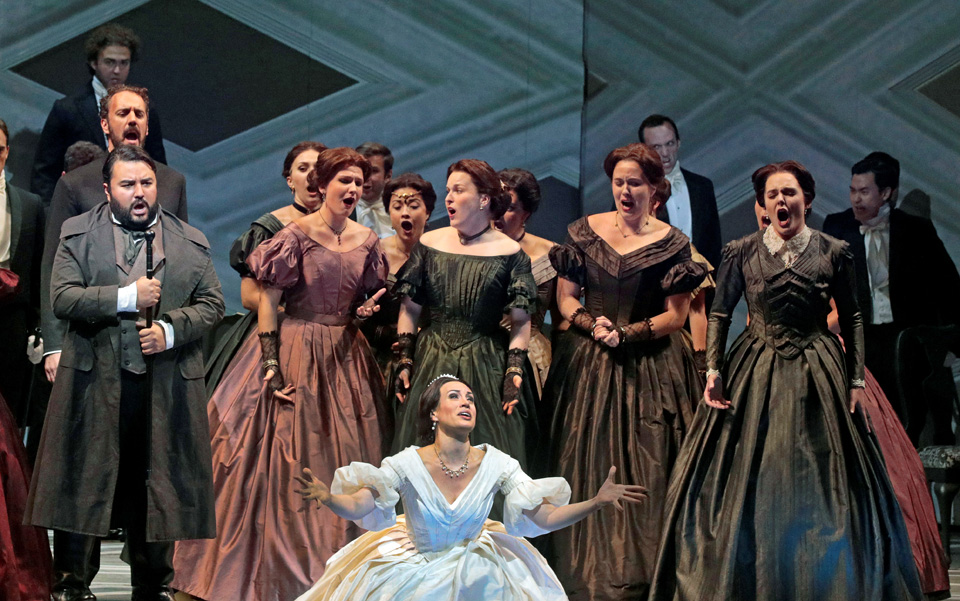 “Lucia di Lammermoor” and “Die Fledermaus”: Fidelity, fatality, frivolity