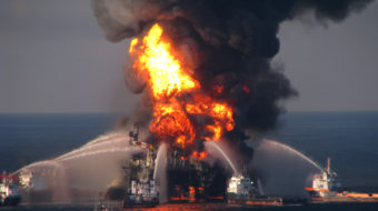 EE.UU. prevé incrementar perforación petrolera en aguas marítimas