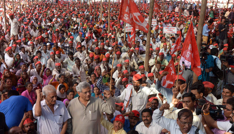 For Indian farmers, a Long March ends in victory