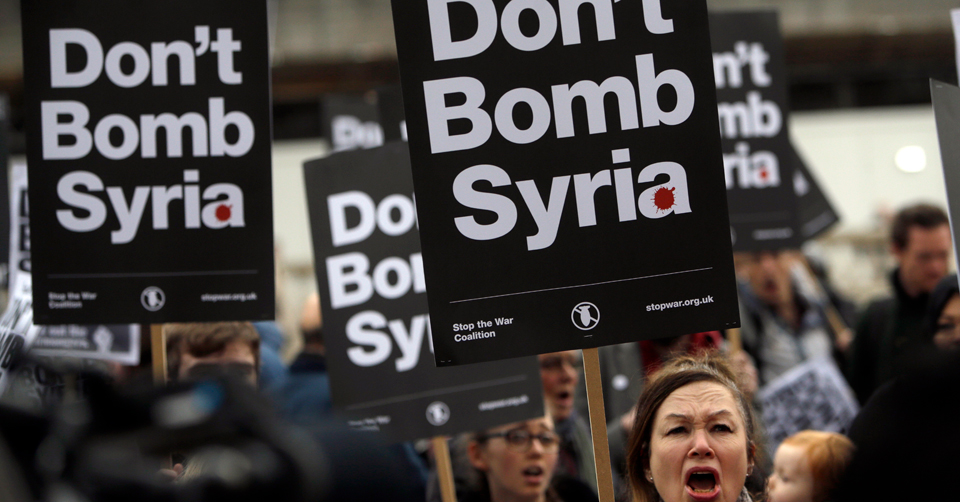 Thousands nationwide protest U.S. air strikes on Syria
