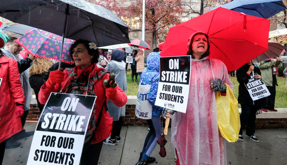 Teachers win victory for public education in L.A. strike settlement