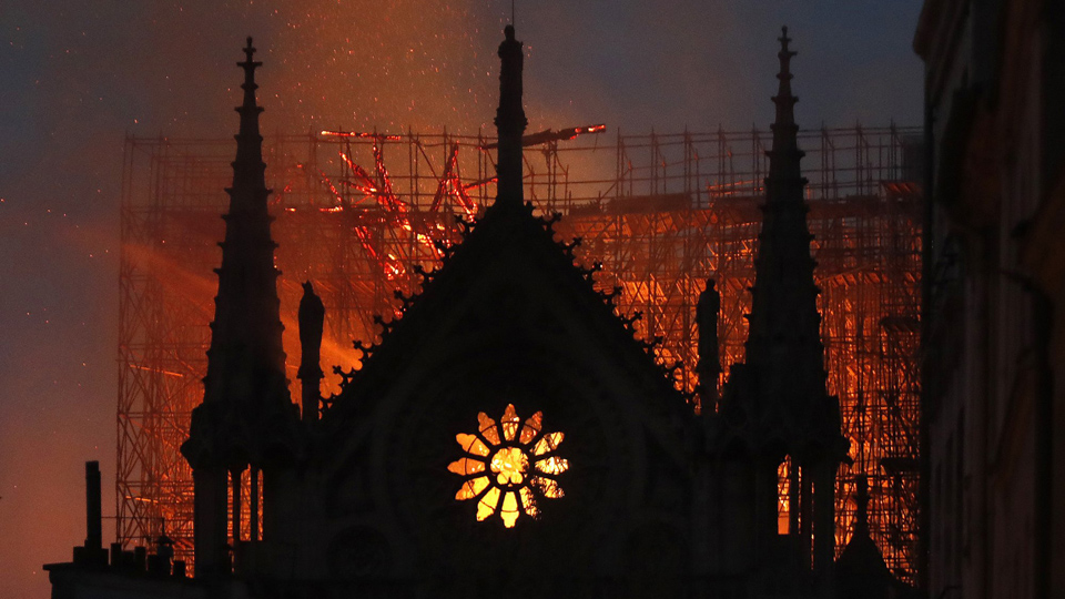 “Our Lady on fire, France in tears”—Notre Dame blaze horrifies world