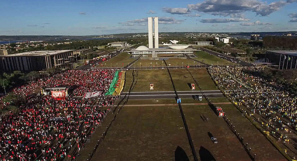 ‘The Edge of Democracy’ sheds light on Brazil teetering on the brink