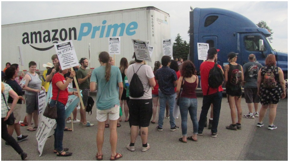 “Human beings, not robots”: Amazon workers strike in Shakopee, Minn.