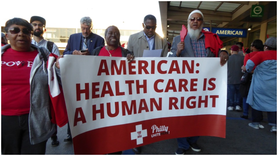 Union marchers tell American Airlines: “Healthcare is a human right!”