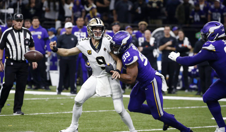 Drew Brees issues apology for 'insensitive' comments