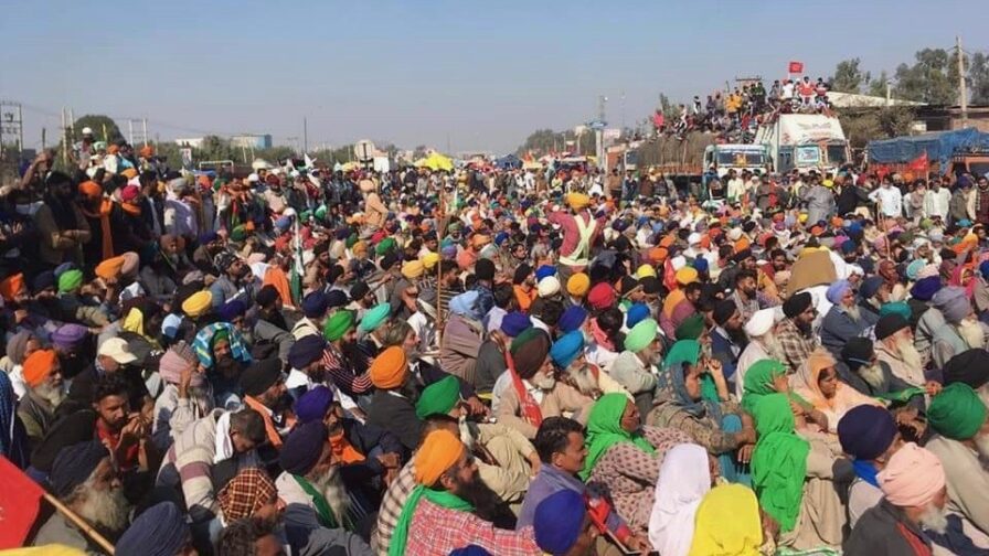 250 million Indian workers and farmers strike, breaking world record ...