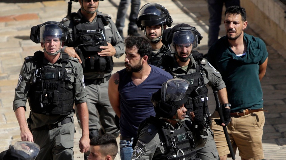 Netanyahu’s police launch mass arrests of Palestinian Israeli citizens