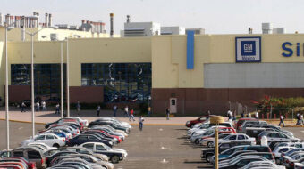 Trabajadores mexicanos de GM rechazan contrato sindical de la empresa